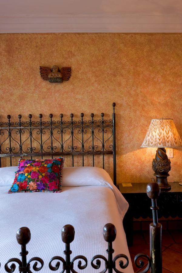פנחאצ'ל Hotel Atitlan מראה חיצוני תמונה
